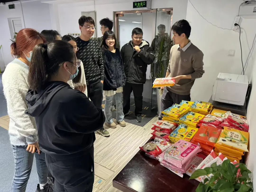 元宵佳節，情暖人心